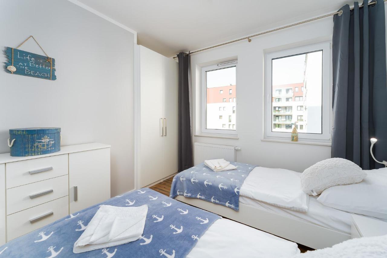 Apt Nadmorskie - 4 Pory Roku Kołobrzeg Exterior foto